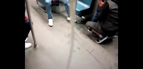 Mamada en el metro